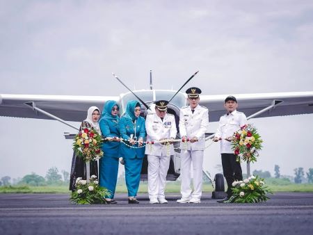 Bupati Hendy Resmikan Penerbangan di Bandara Notohadinegoro di Hari Jadi ke-94 Kabupaten Jember